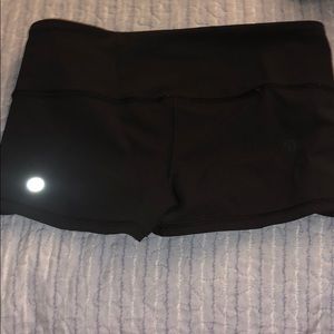Lululemon shorts in black